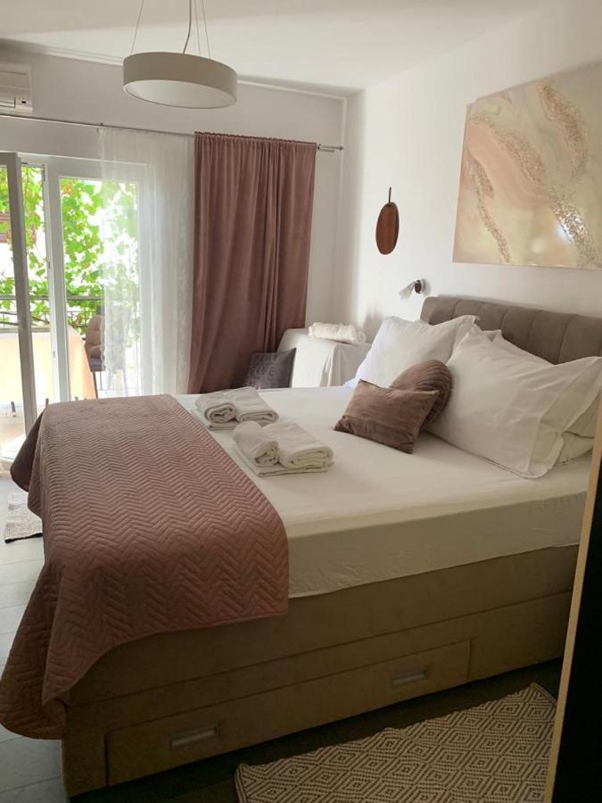 Studio apartment Purple sunset - 2+1 Baška Voda Esterno foto