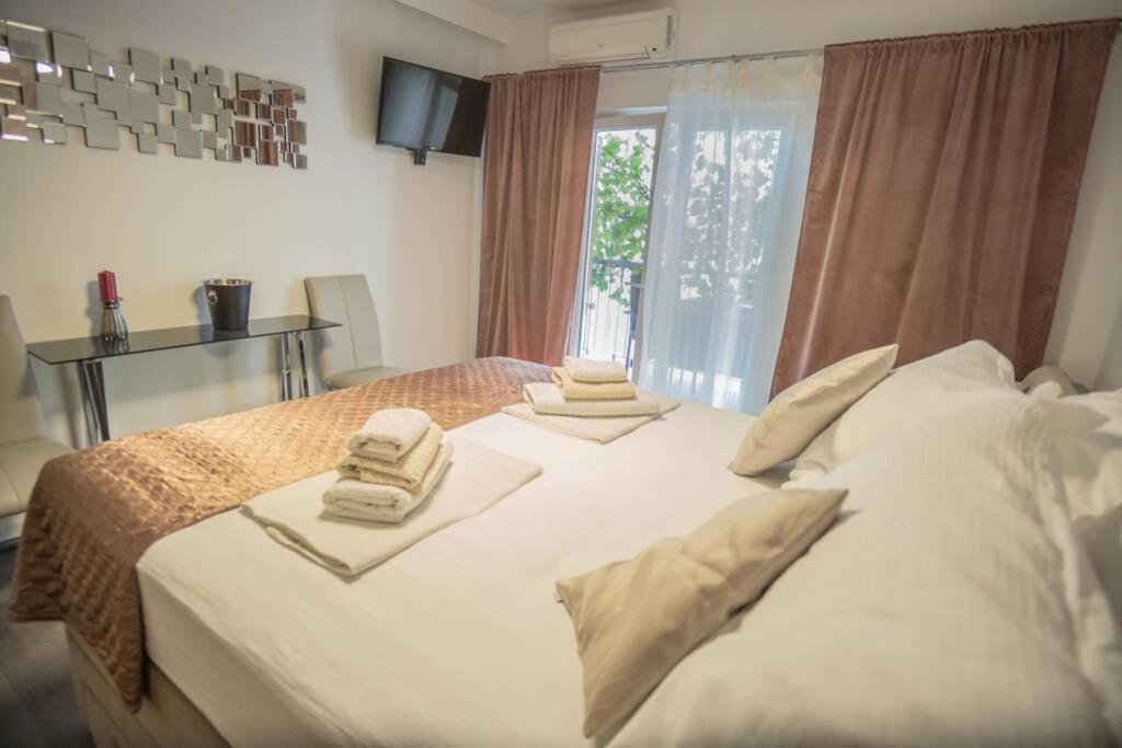 Studio apartment Purple sunset - 2+1 Baška Voda Esterno foto